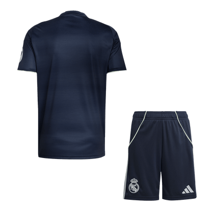 Real Madrid Udebanebanesæt 2025/26 [PREMIUM]