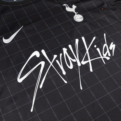 Tottenham Hotspur Stray Kids trøje 2025/26