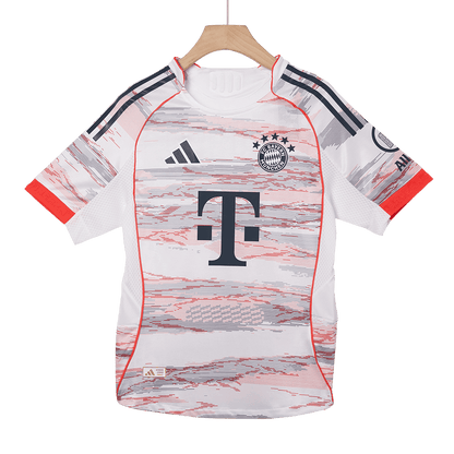 Bayern Munich Udebanebanetrøje Spillerversion 2025/26 OLISE #17