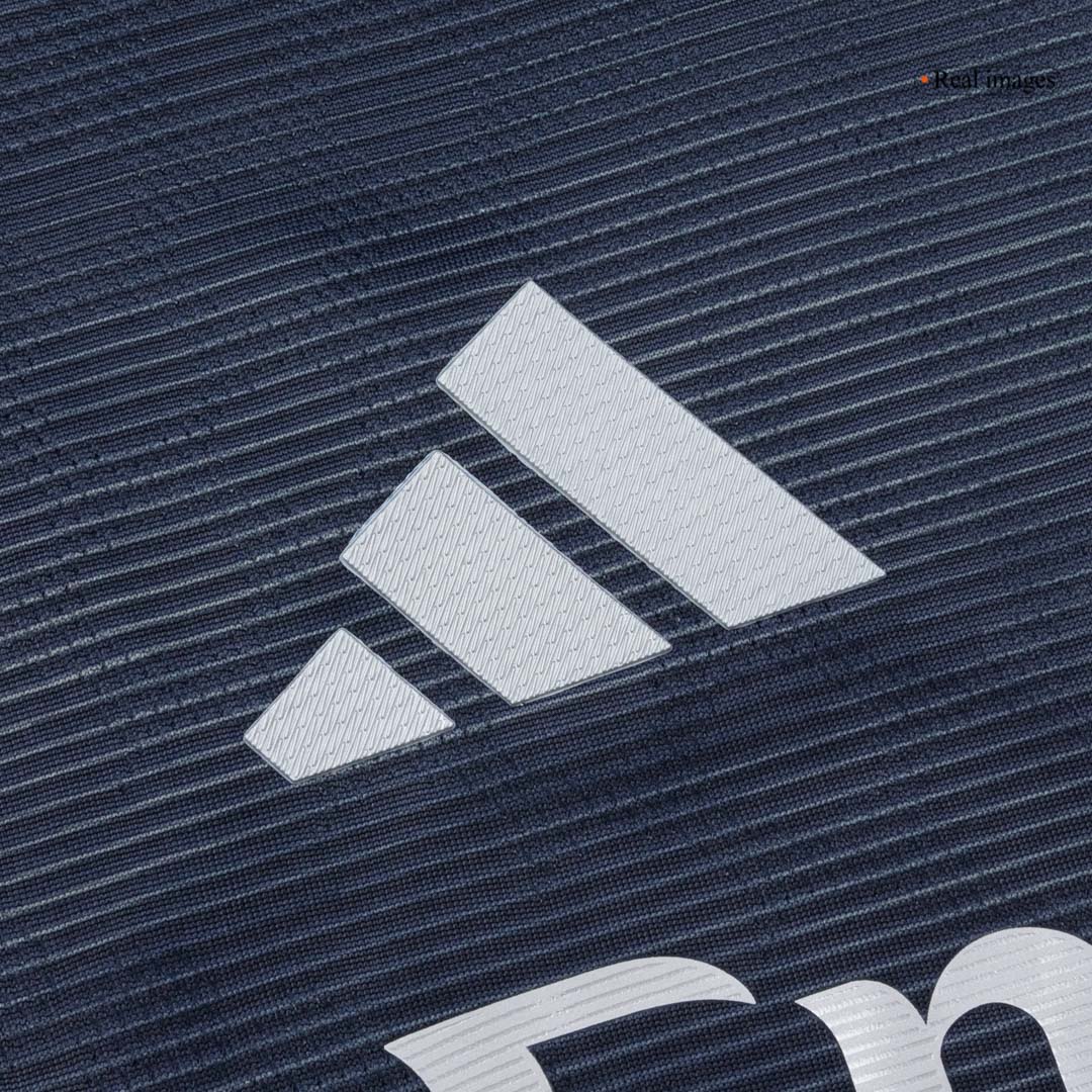Real Madrid Udebanebanetrøje Spillerversion 2025/26 VALVERDE #8 [PREMIUM]