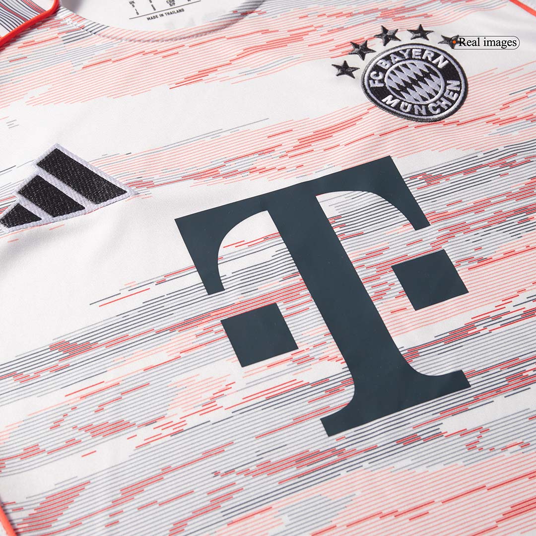 Bayern Munich Udebanetrøje 2025/26